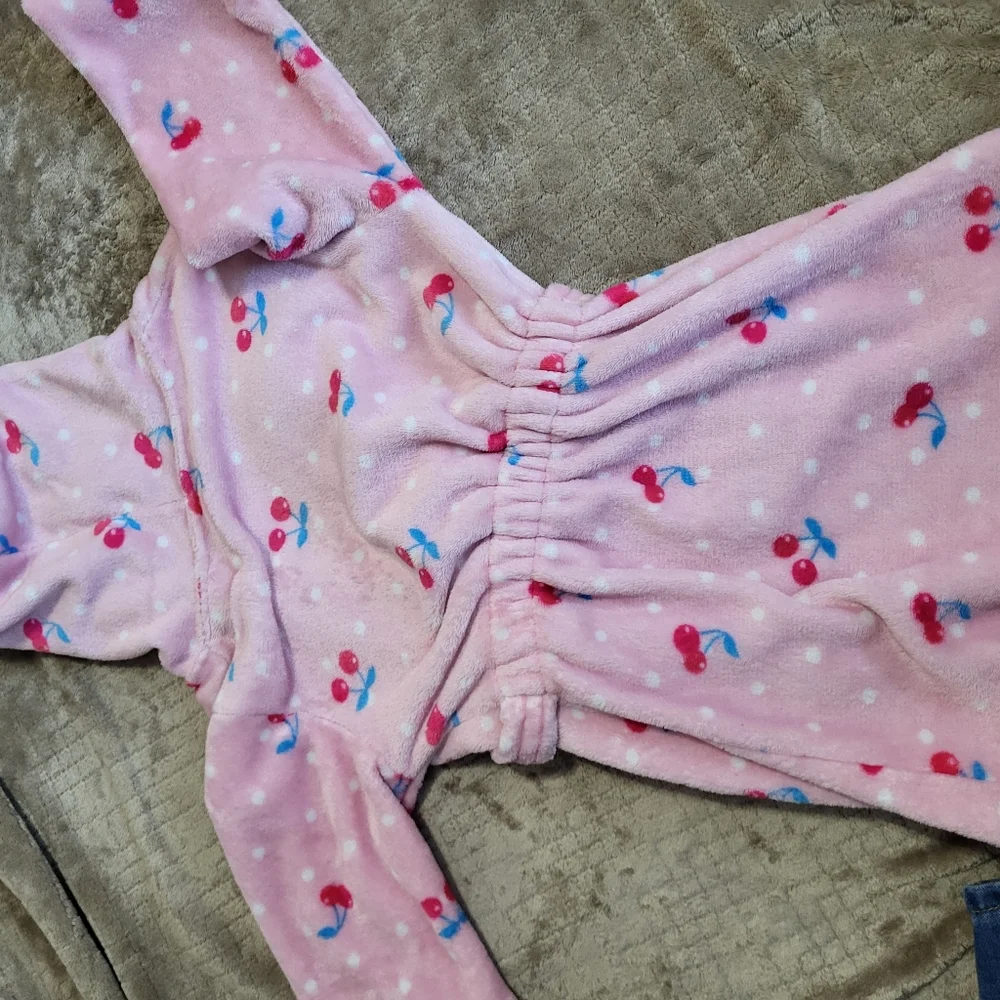 Soft Plush Hooded Robe Sleepwear for Girls‎ Cherry